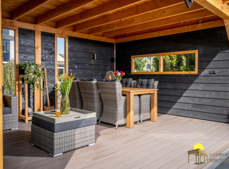 Veranda overkapping 3 Geheel open veranda overkapping rieten meubilair