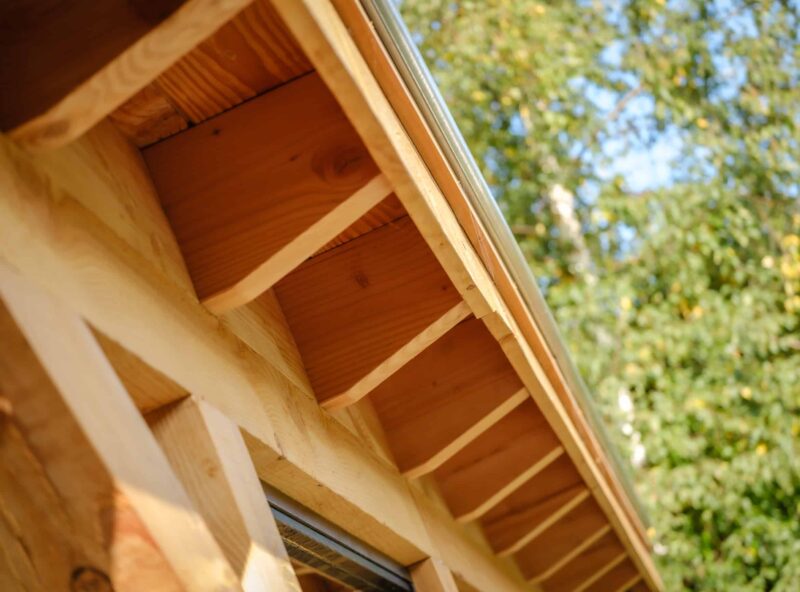 Houten tuinkamer 2 Houten tuinkamer met hout details