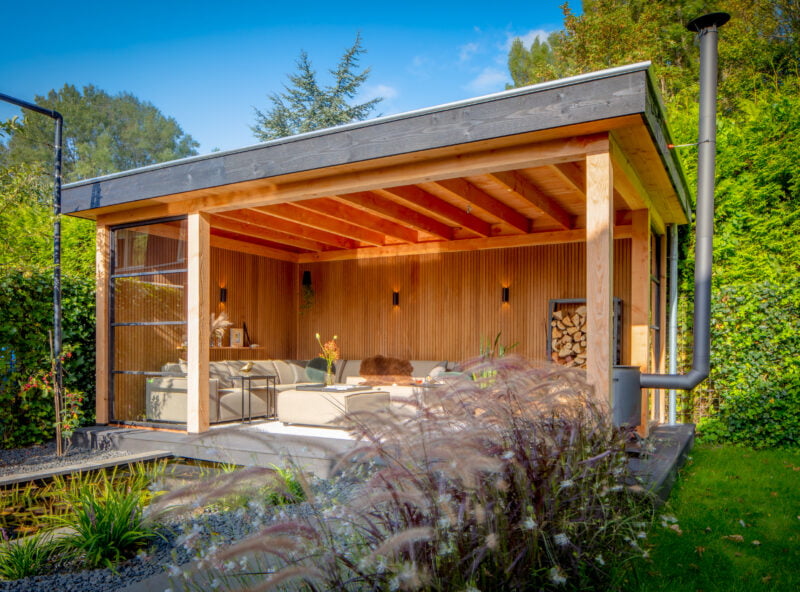 Overkapping in tuin 6 Overkapping in tuin met dunne houten muren