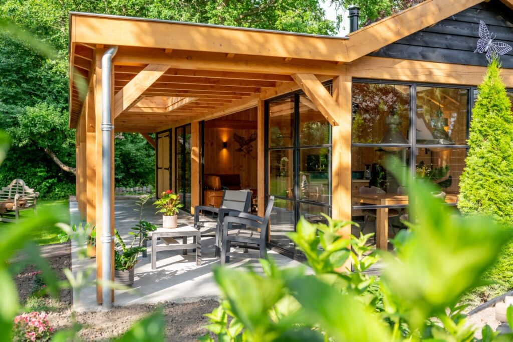 Voor de zomer een veranda 3 Tuinhuis wognum 3 1536x1025 1